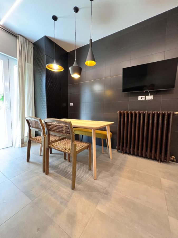Appartamento Di Design A 30 Metri Dal Mare ألبا أدرياتيكا المظهر الخارجي الصورة